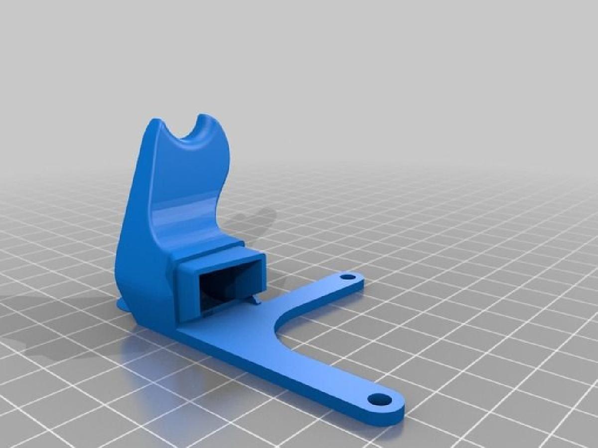 Duto de Soprador Direcionado para Baixo para Replicator 2