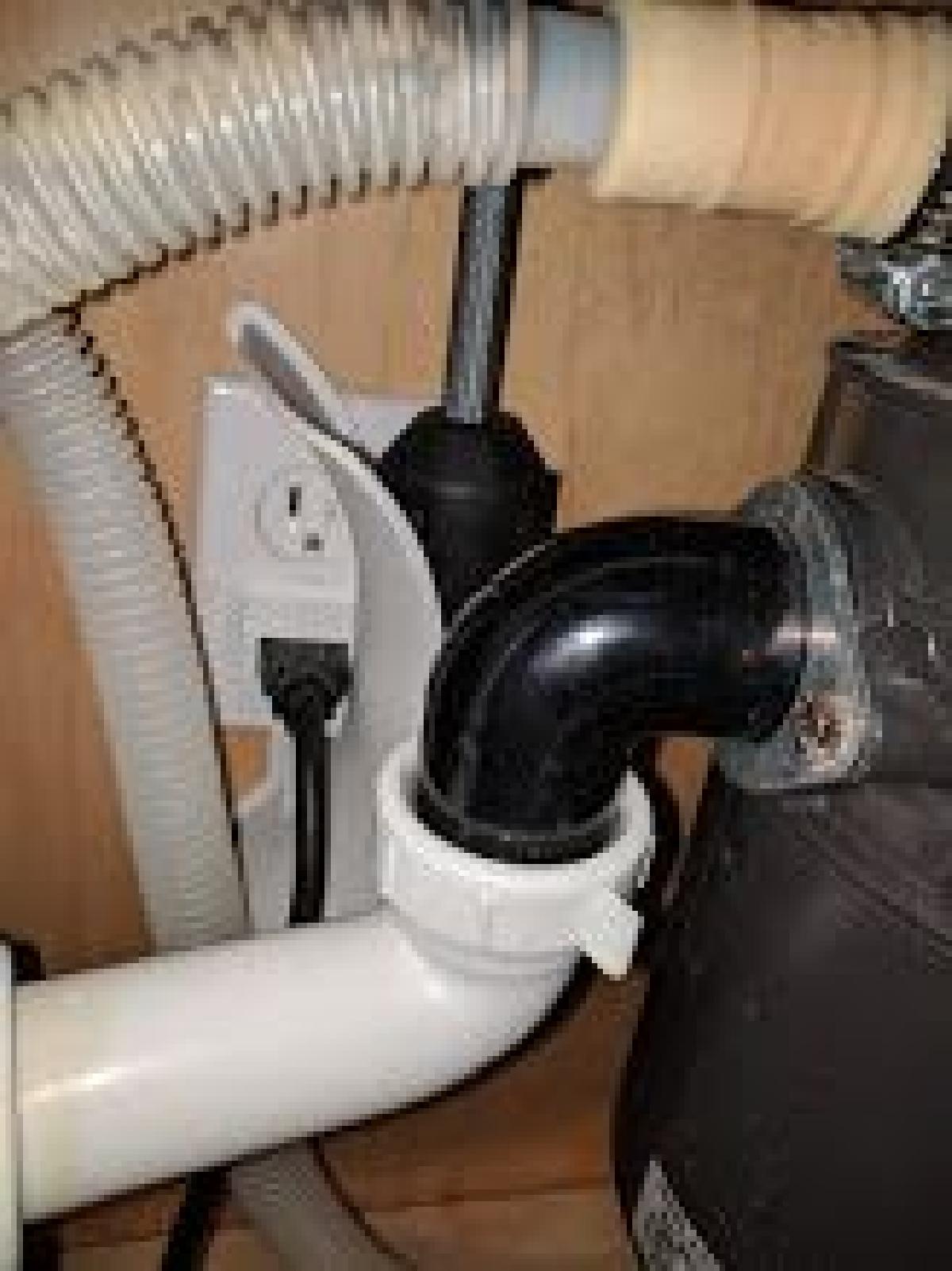 Peso do spray da torneira da cozinha deslizante para evitar enroscos em um plugue eletrico