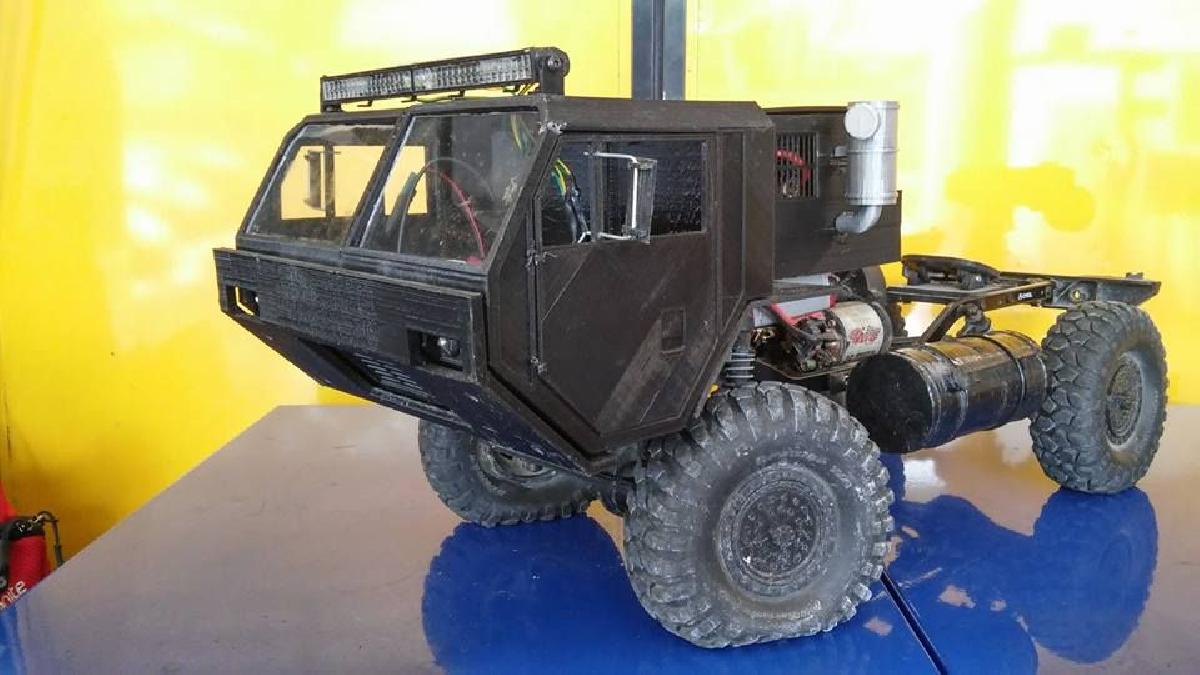 Carroceria Oshkosh HEMTT para Axial SCX10
