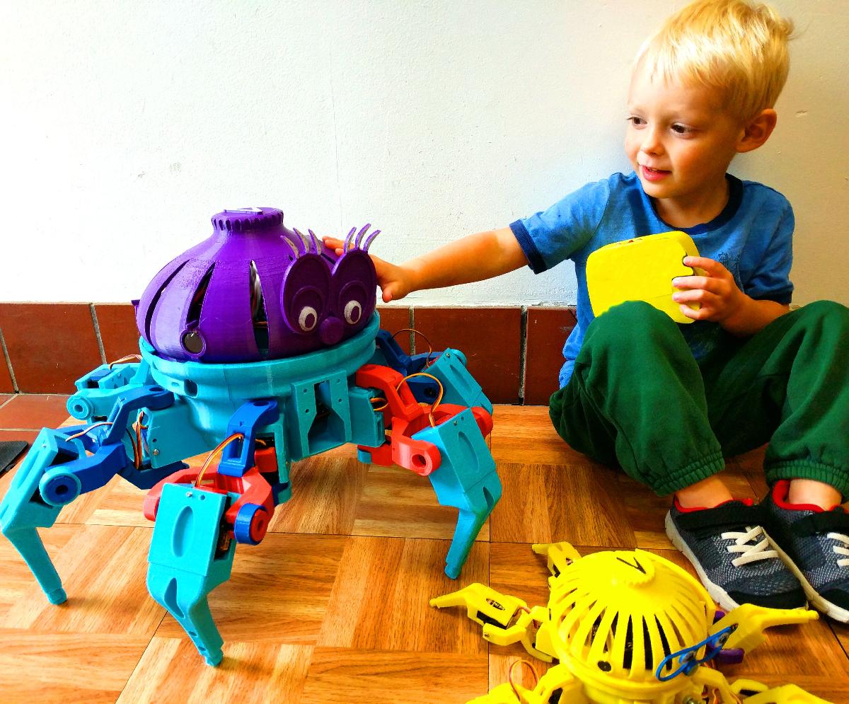 Max o Megapod (Robo Ambulante Grande)