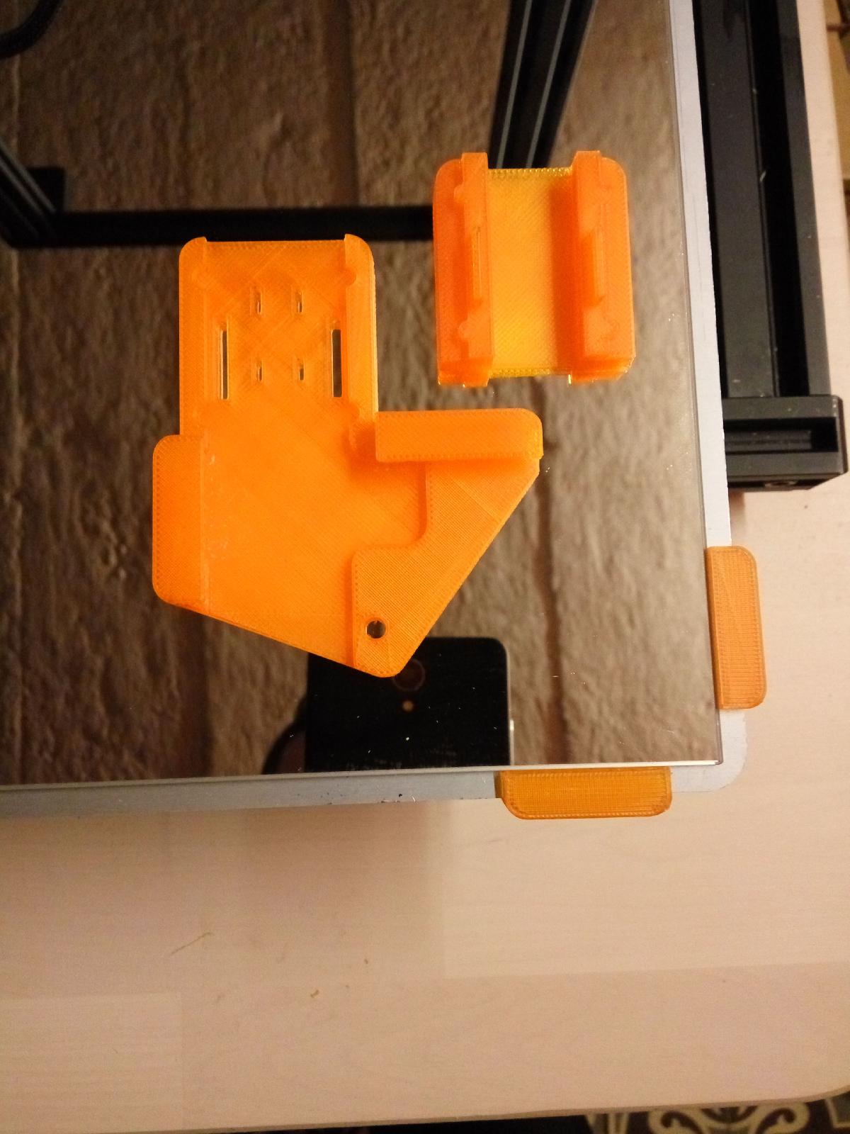 Suporte de espelho LOTS da Ikea para cama CR 10 com alivio de tensao do cabo