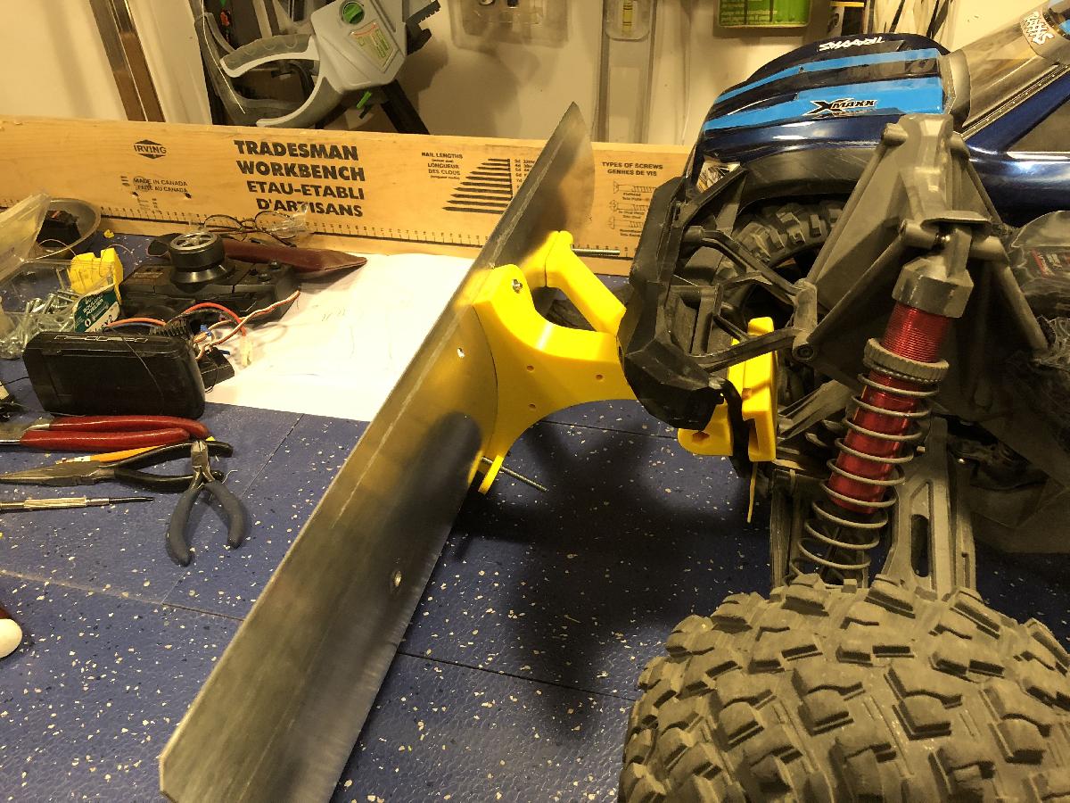 Traxxas X Maxx 24in Lamina de Neve v2.3