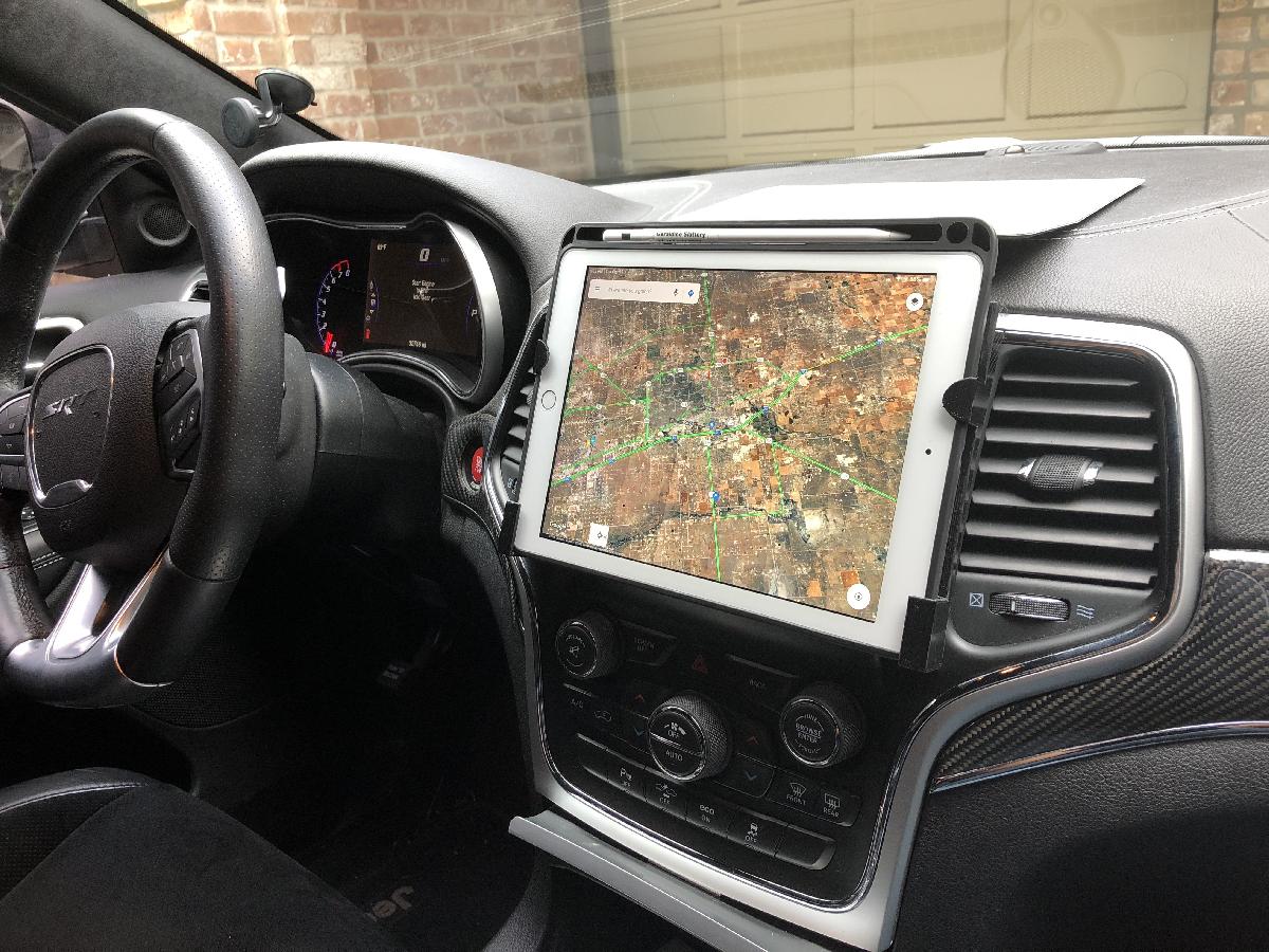 Suporte de posicao dupla para Ipad 9.7 para Jeep Grand Cherokee Wk2