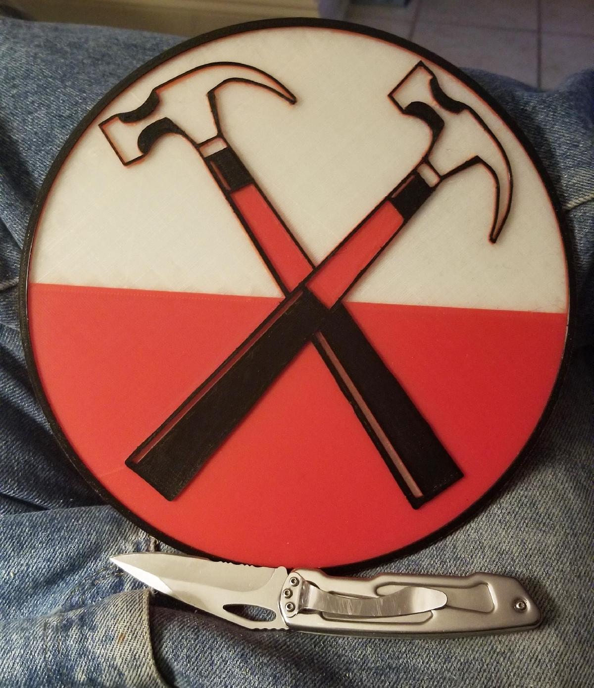 Medalhao dos Martelos Cruzados