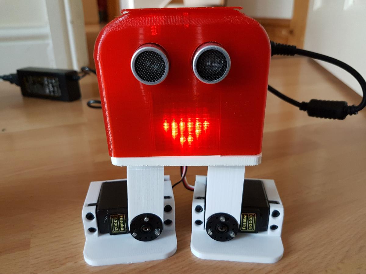 Robo bipede Tito PLUS