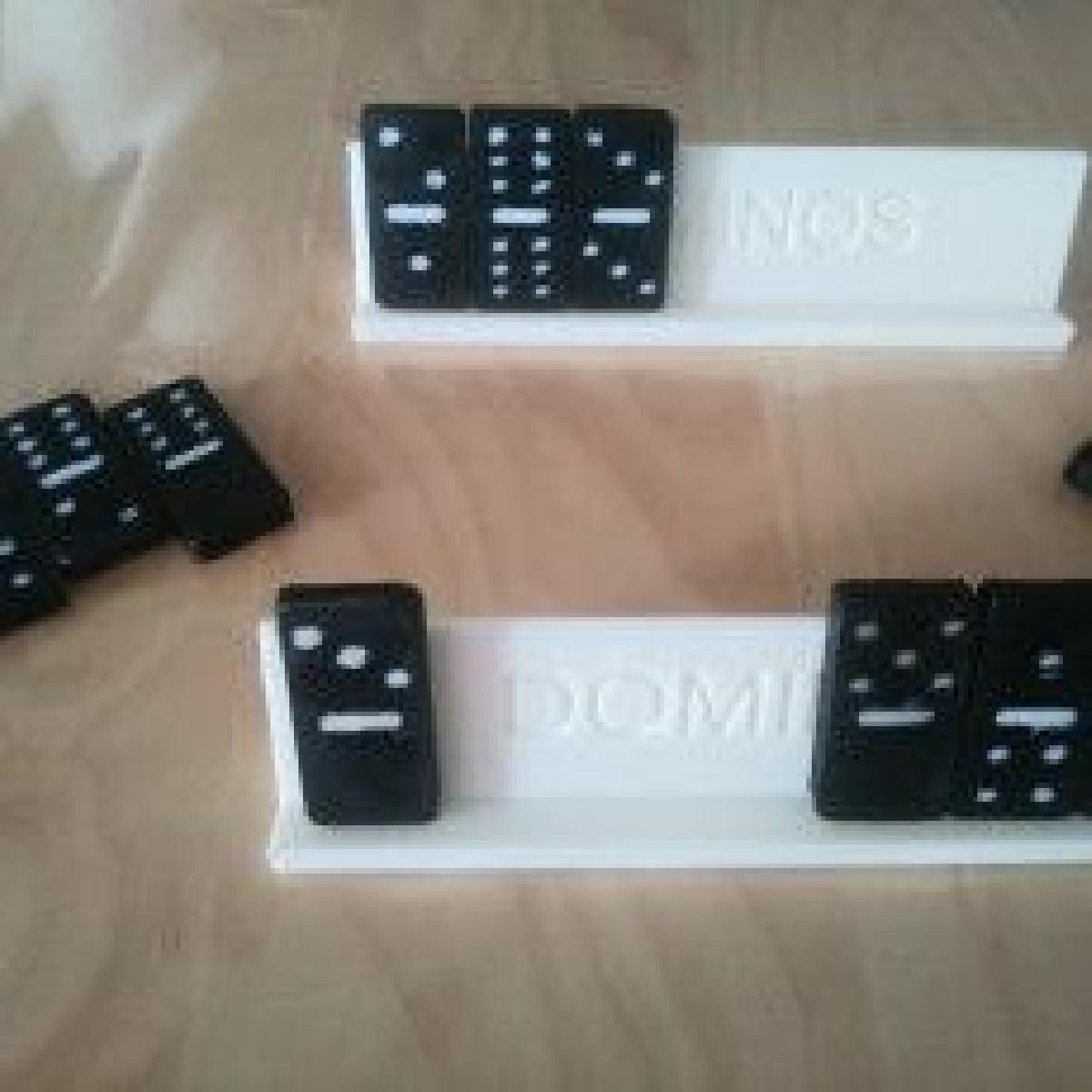Conjunto de 28 dominos com suporte