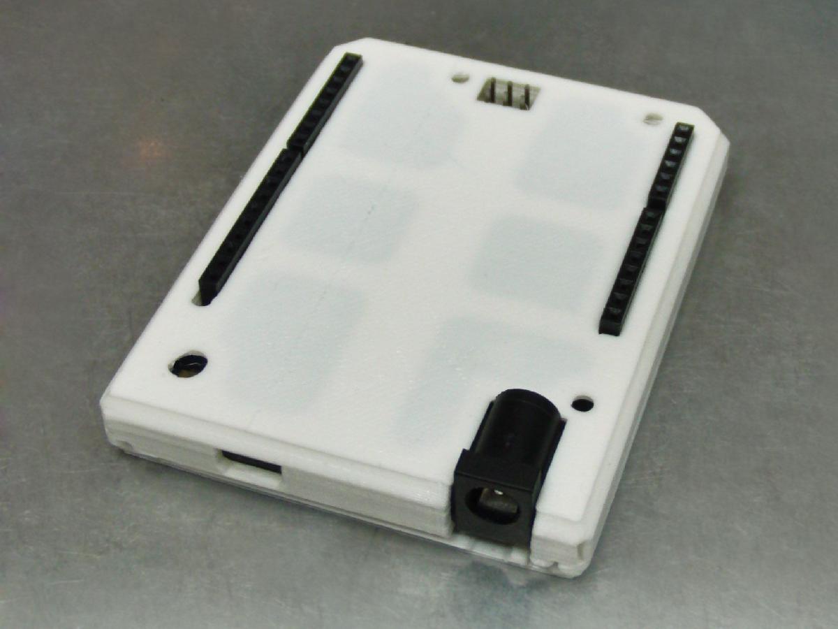 Excelente Caixa para Arduino (v04c)