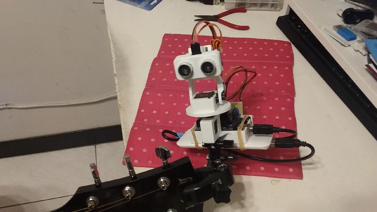 P Bot (Robo do Ritmo)