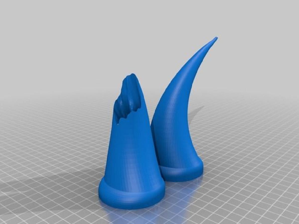 Chifres de Capacete Viking   Chifre Rachado