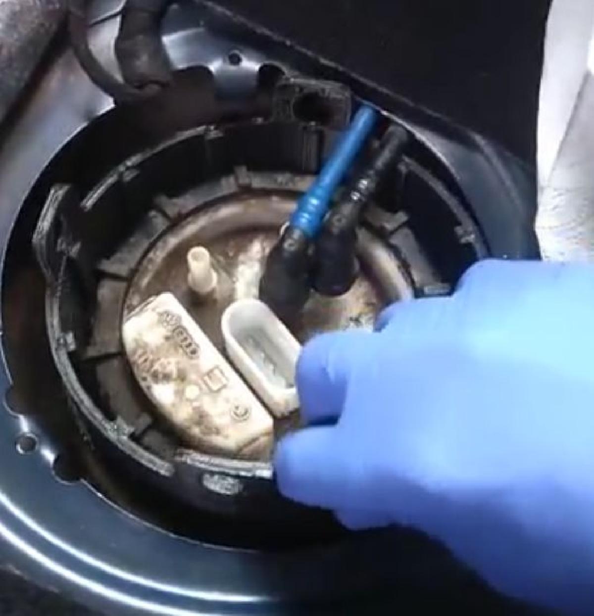 Abridor de Bomba de Combustivel VW MK4