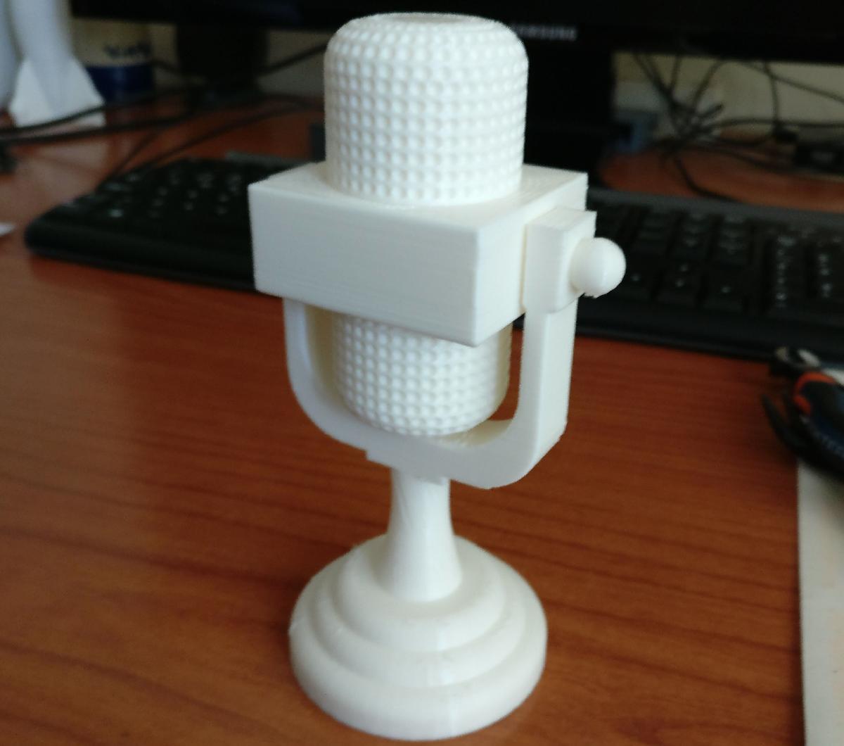 Música / Canção / Karaoke Contest Trophy (Eurovisão)