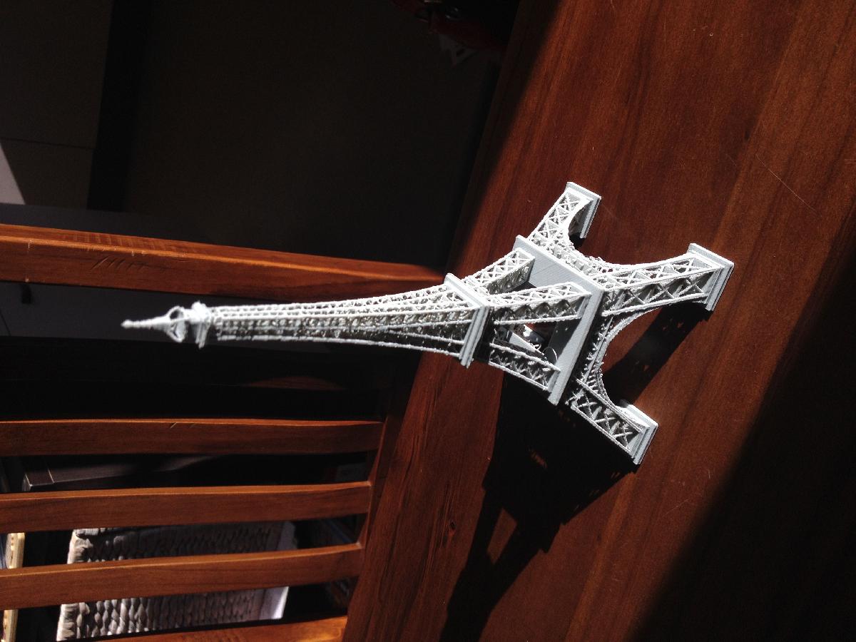 Torre Eiffel Um pedaco e tamanho para impressora I3