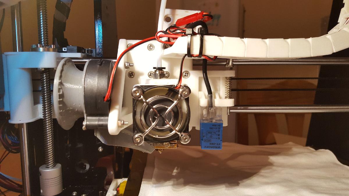 Suporte Anet A8 E3D V6 com montagem de sensor Tronxy ajustavel