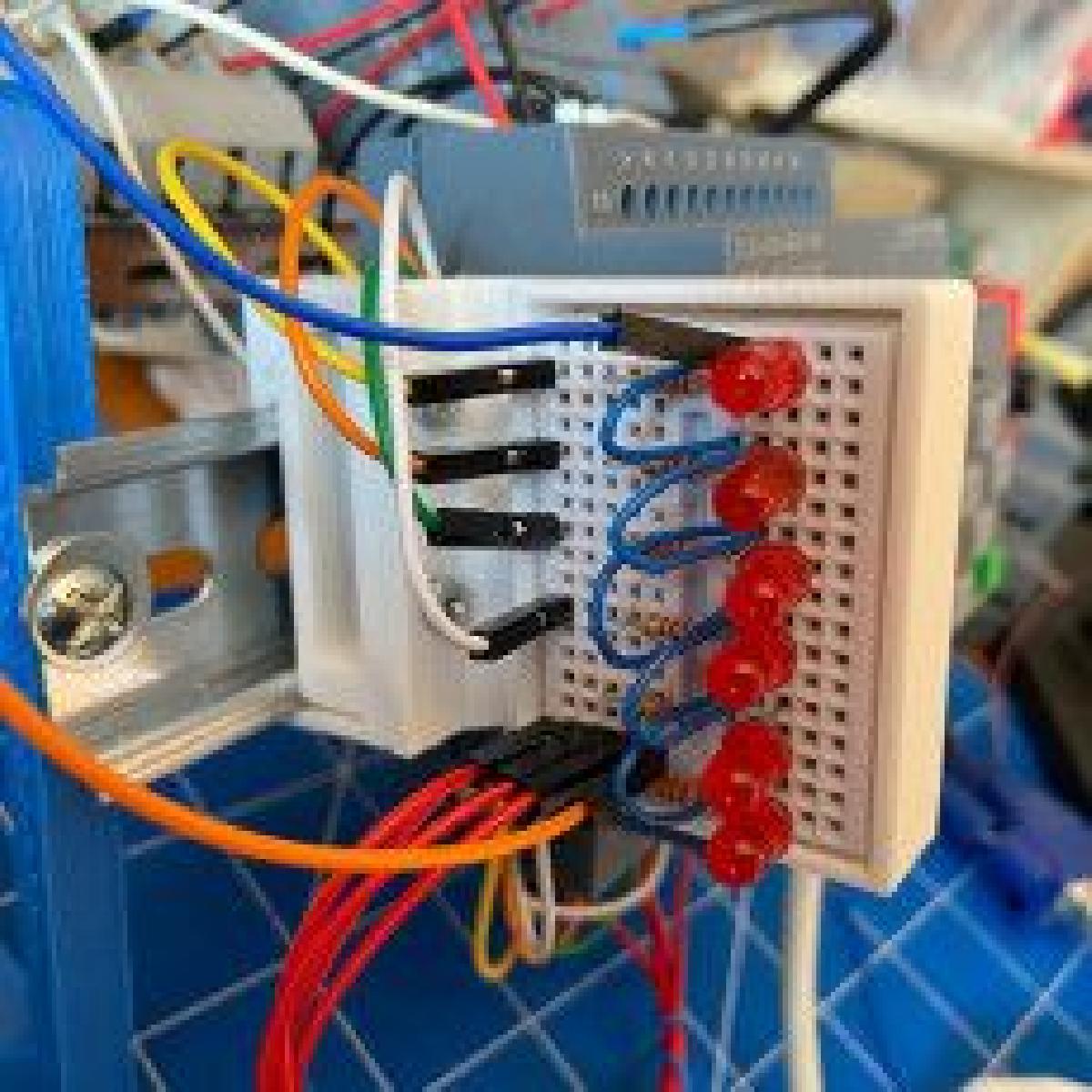 Montagem em trilho Din para mini protoboard