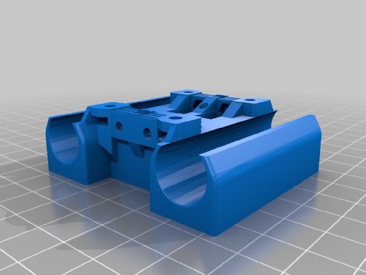 Evolucao do Hipercubo (versao sem insercoes de latao) carro X de 8mm