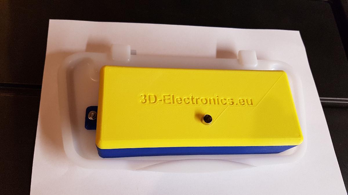 Sensor de nivel para recipiente de sal de um amaciador de agua.
