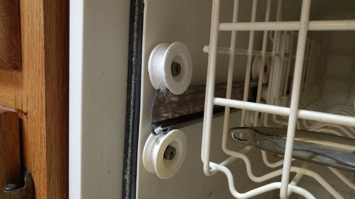 Rolo do suporte de prato da lava loucas Whirlpool DU920PFGQ3