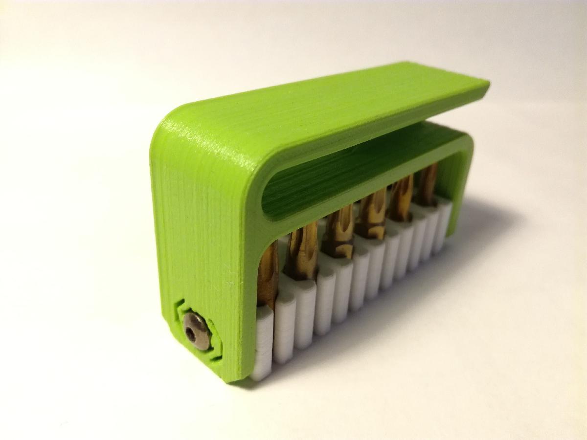 Estojo para suporte de bits de chave hexagonal para 12 bits com clipe giratorio