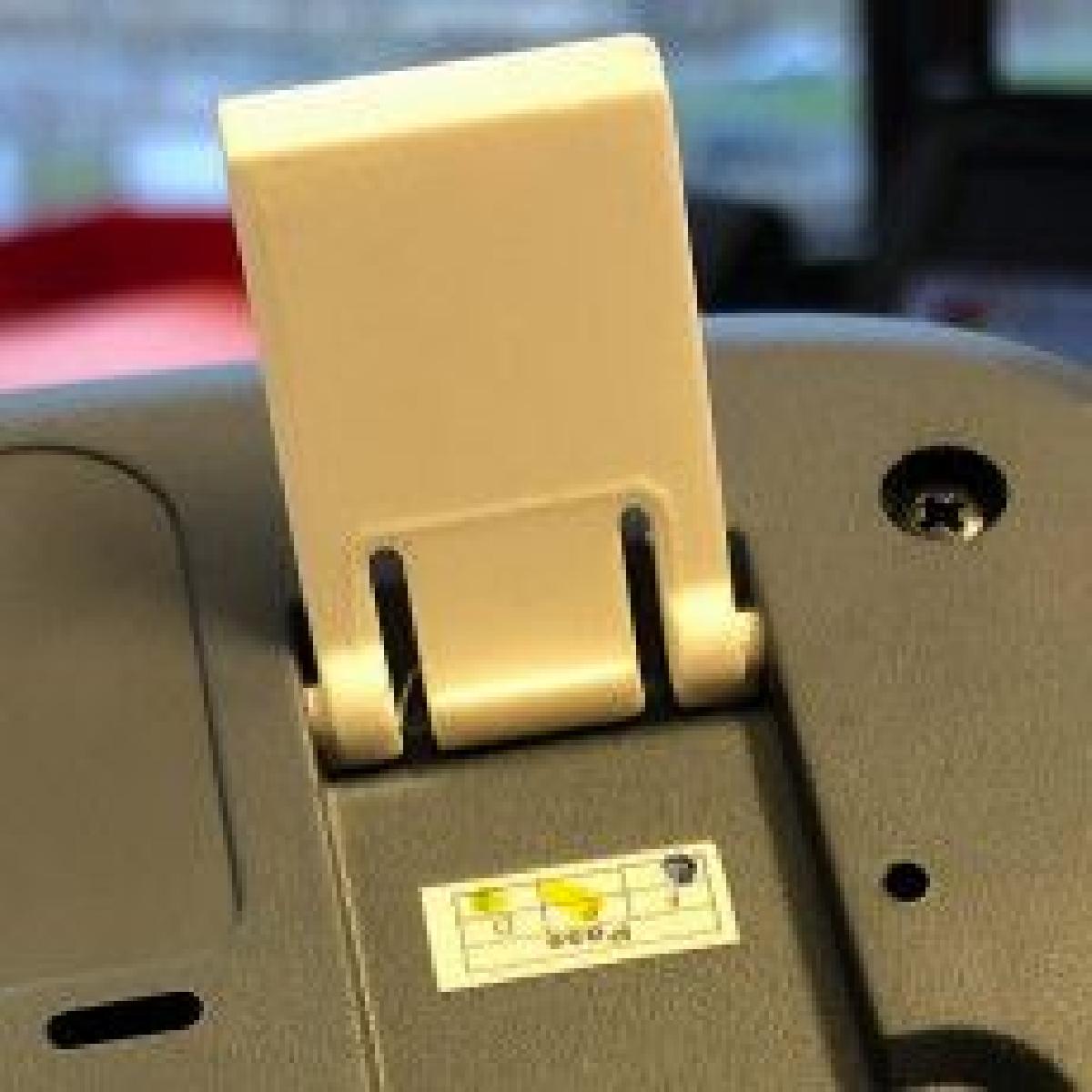 Pes de inclinacao Logitech K330