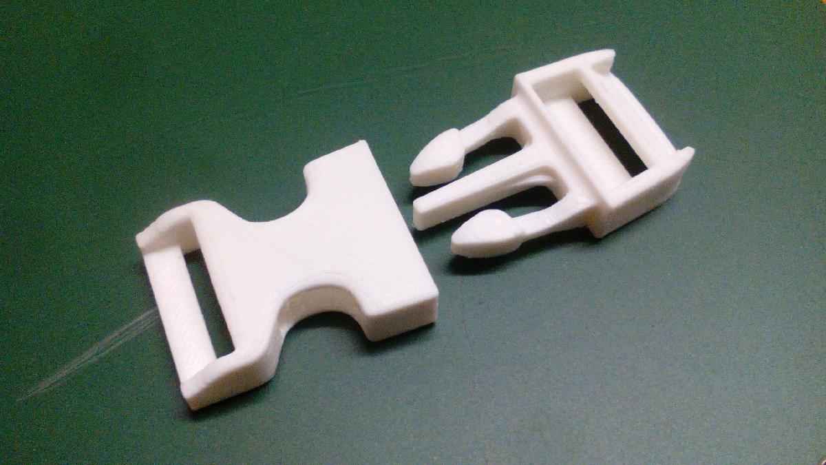 Fivelas plasticas para cintos de 20mm