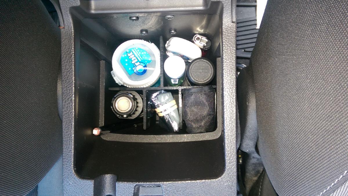 organizador do console central do Ford Focus