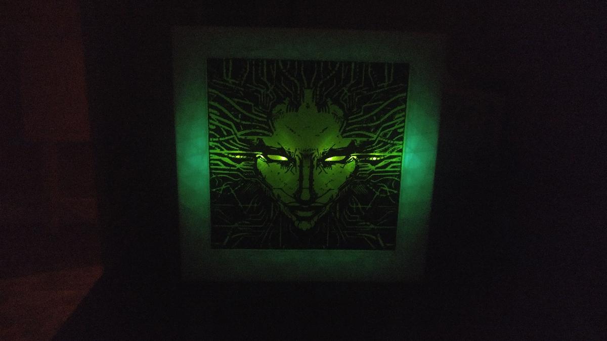 Moldura de Imagem Brilhante Shodan do System Shock