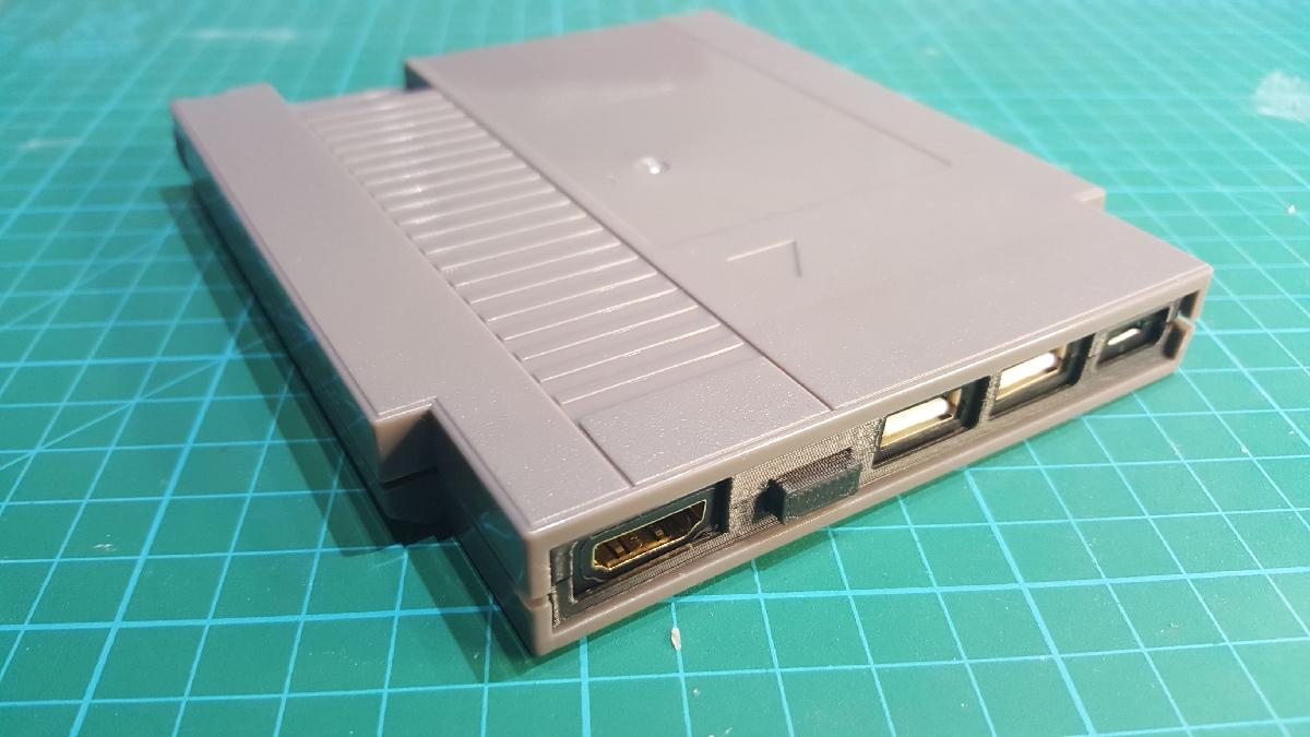 cartucho NES com botao de energia para Pi Zero