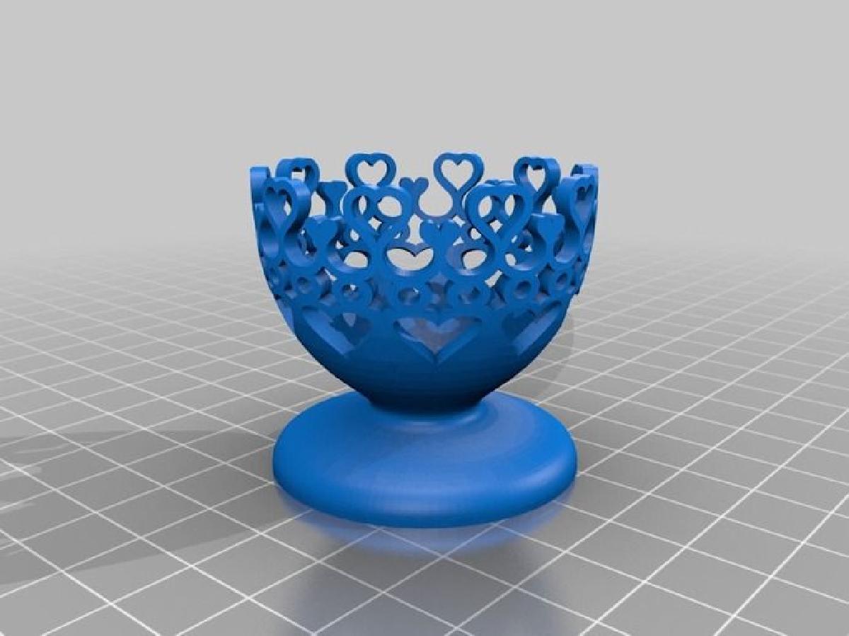 Copo de ovo pequenos coracoes