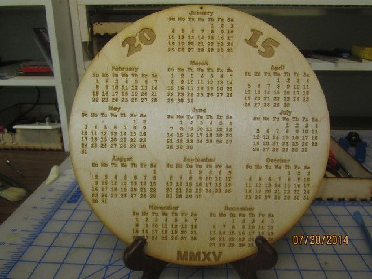 Calendarios a laser de 2016. As fotos mostram 2015. Os arquivos sao para 2016.