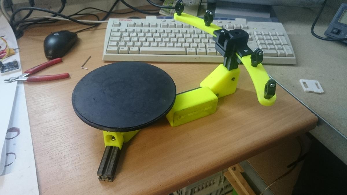 Plataforma para o scanner 3D DIY de 30 $