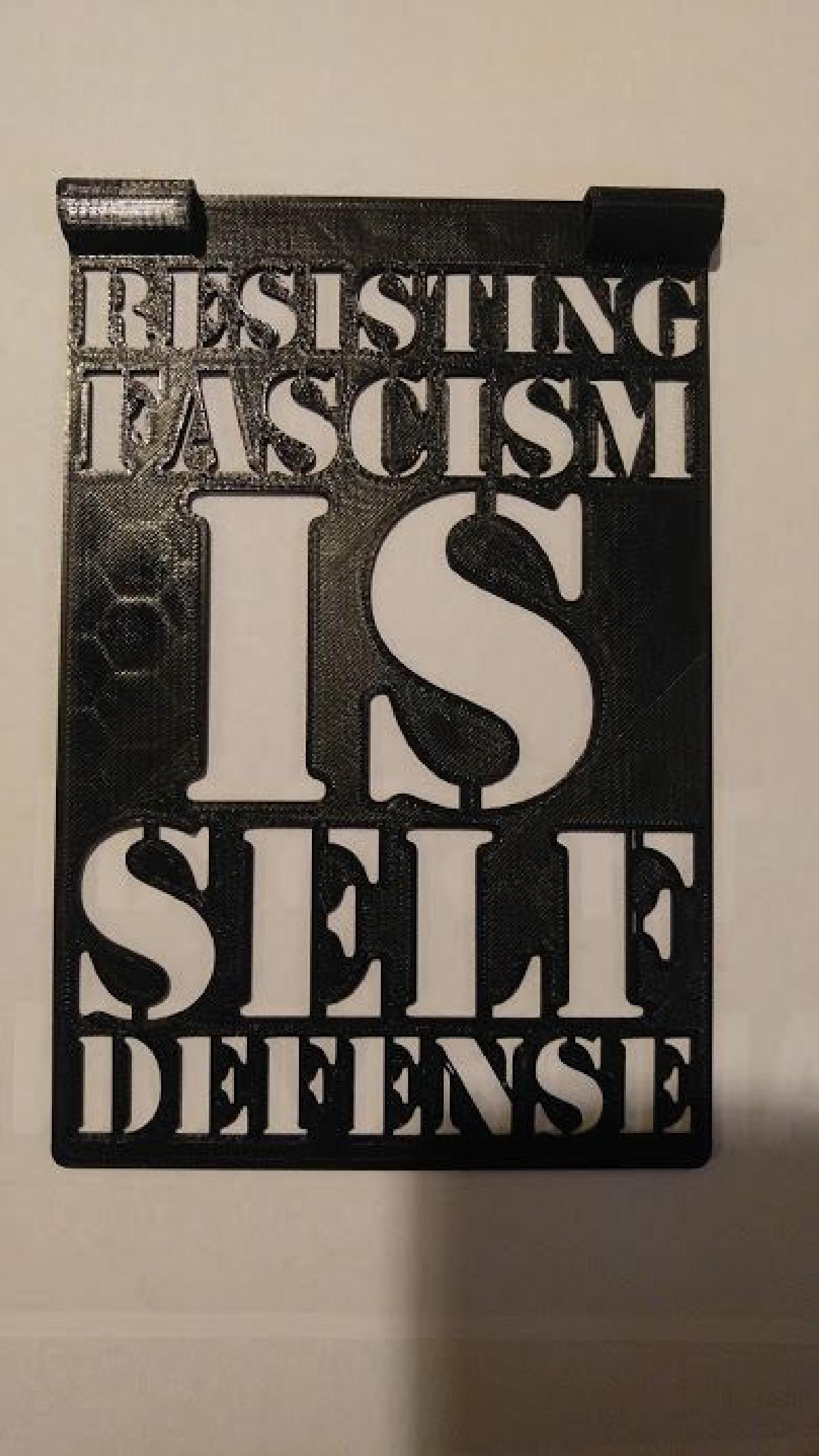 O Estencil de Resistencia ao Fascismo e Autodefesa