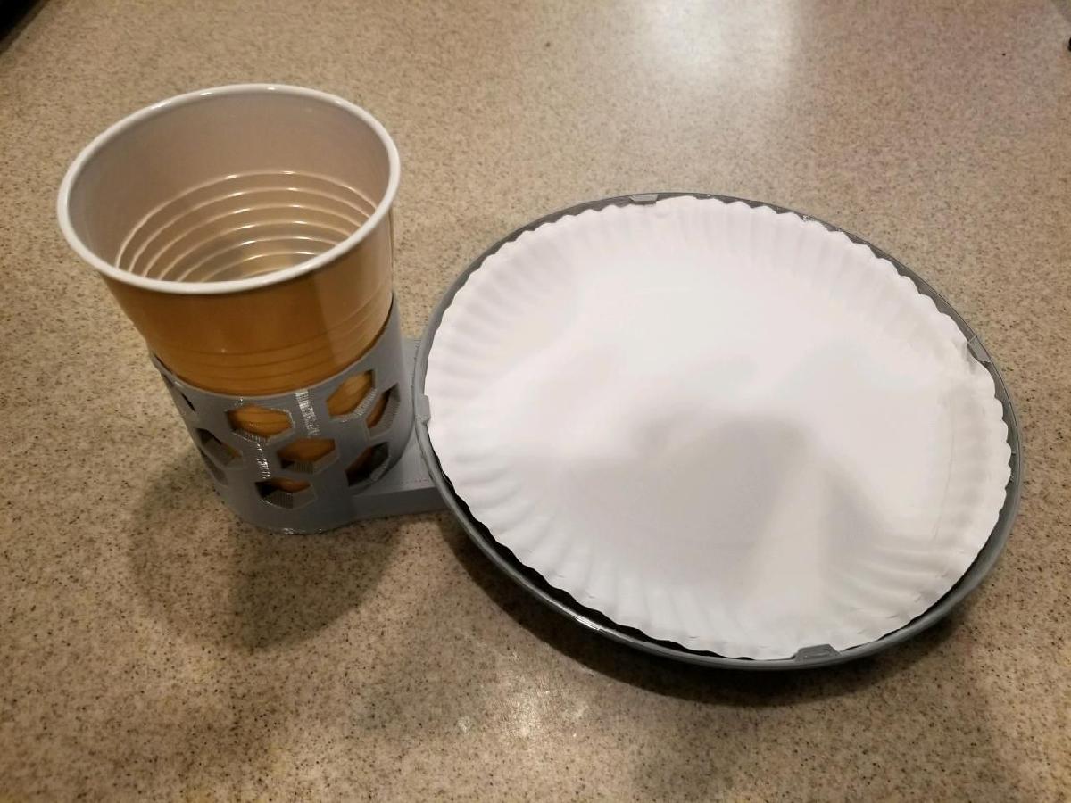 Suporte para prato de papel e copo de plastico