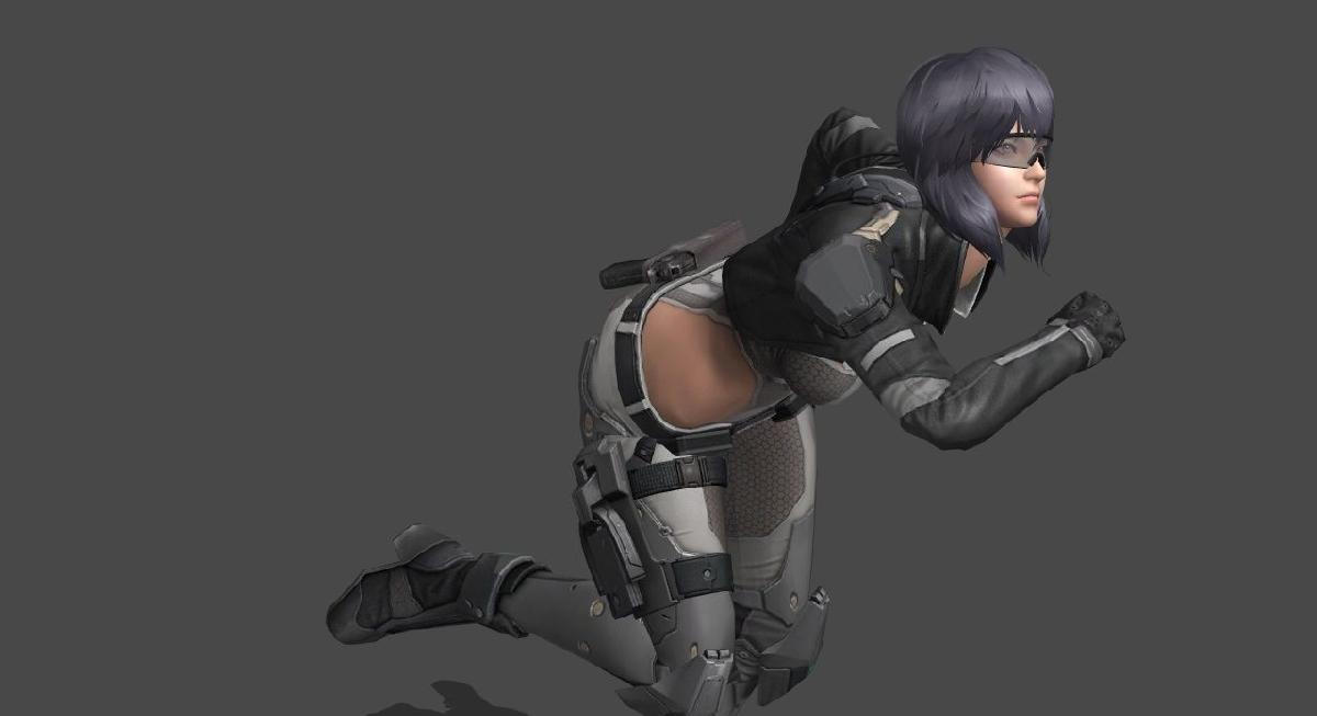 Motoko Kusanagi Correndo