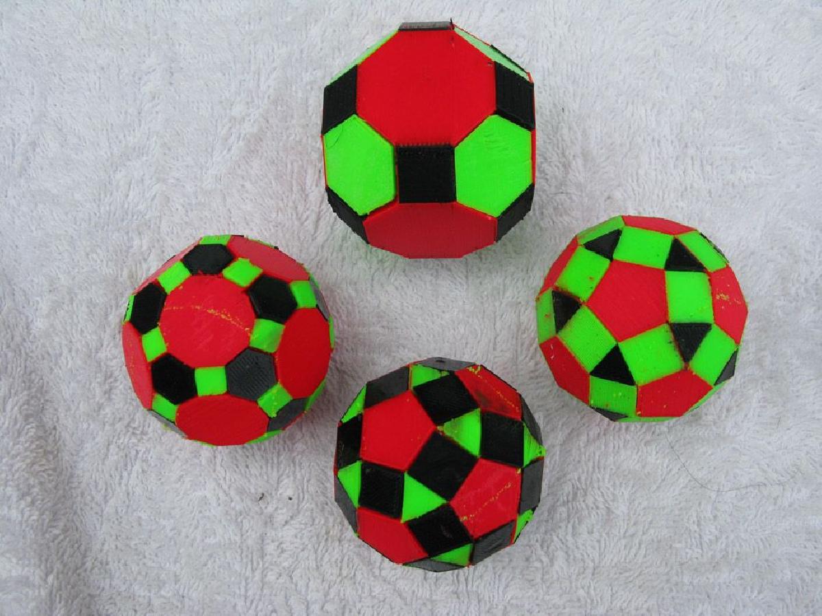 Solidos Arquimedes Tricolor