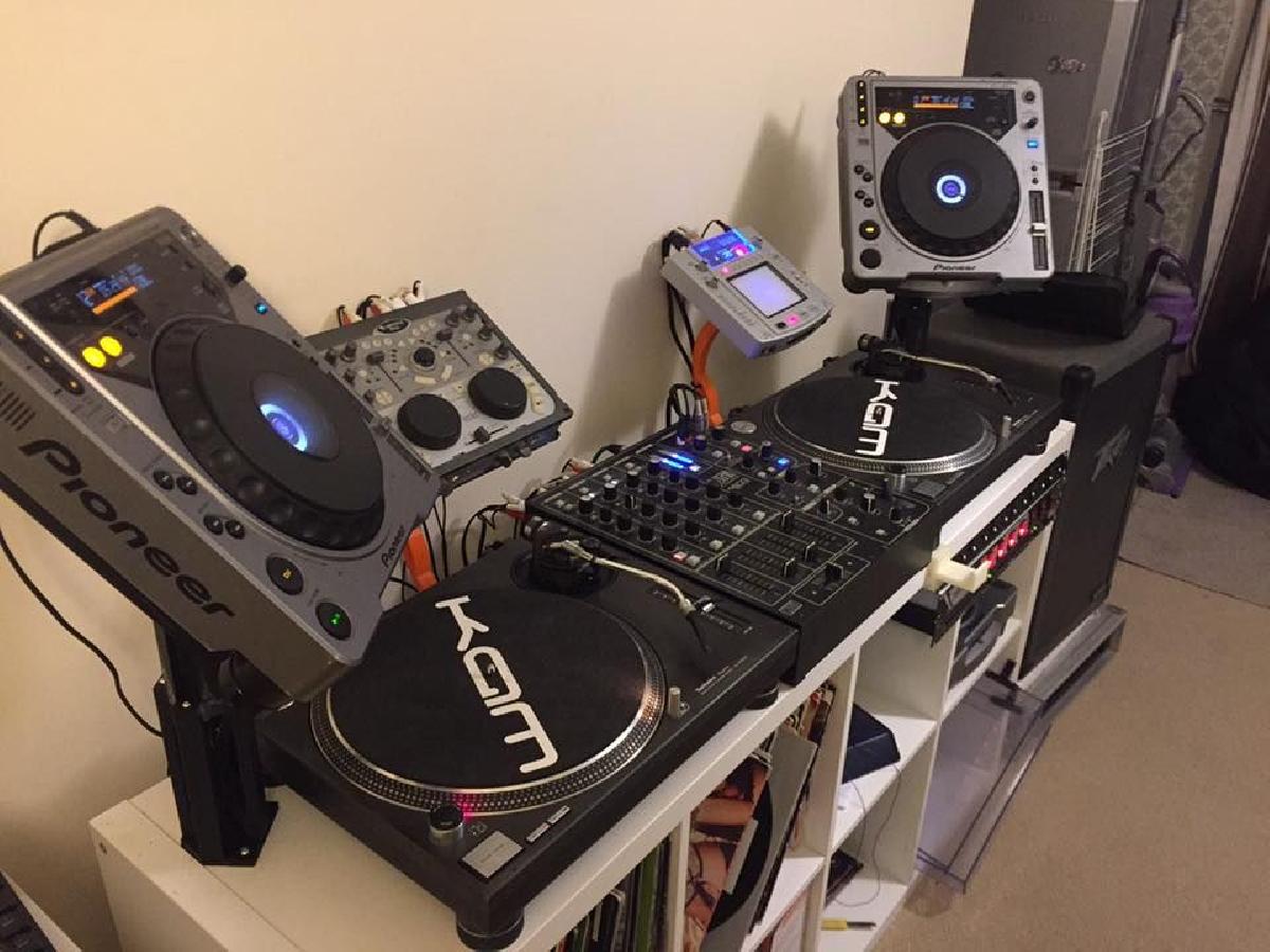 Suporte de controle/remoto DJ Kaoss pad/universal para ikea kallax