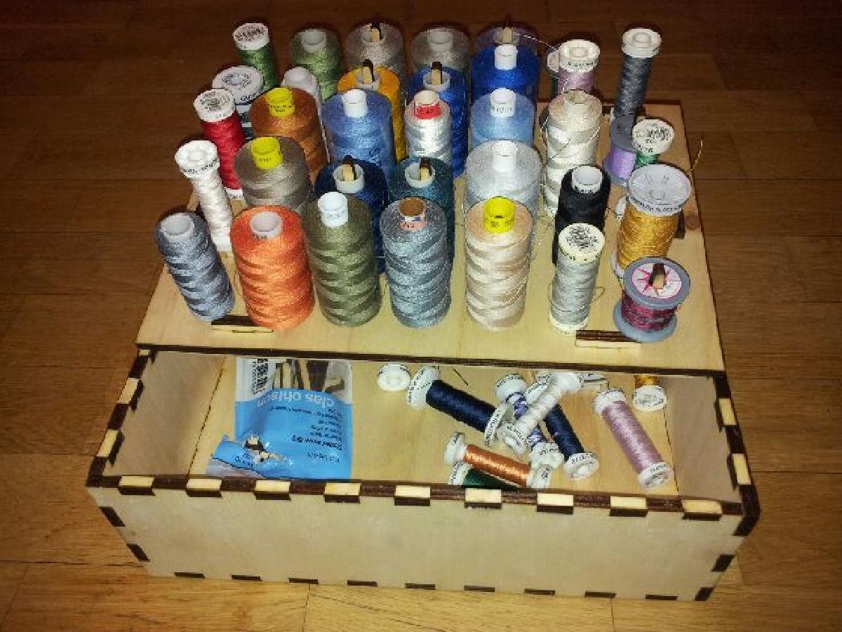 Suporte e caixa de bobinas