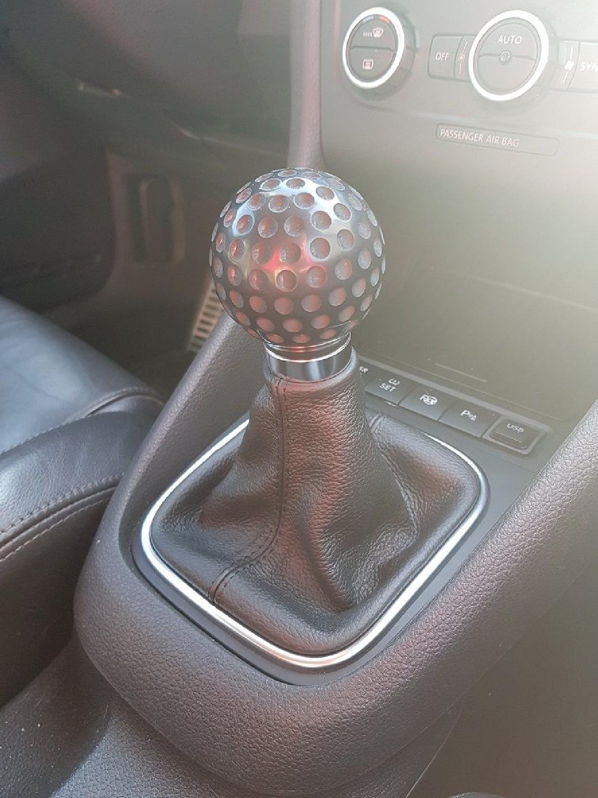 knob de marcha em forma de bola de golfe versao 2