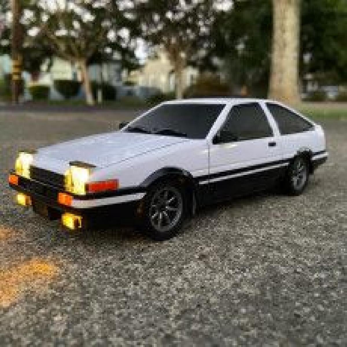 Rodas e pneus Toyota AE86, Initial D