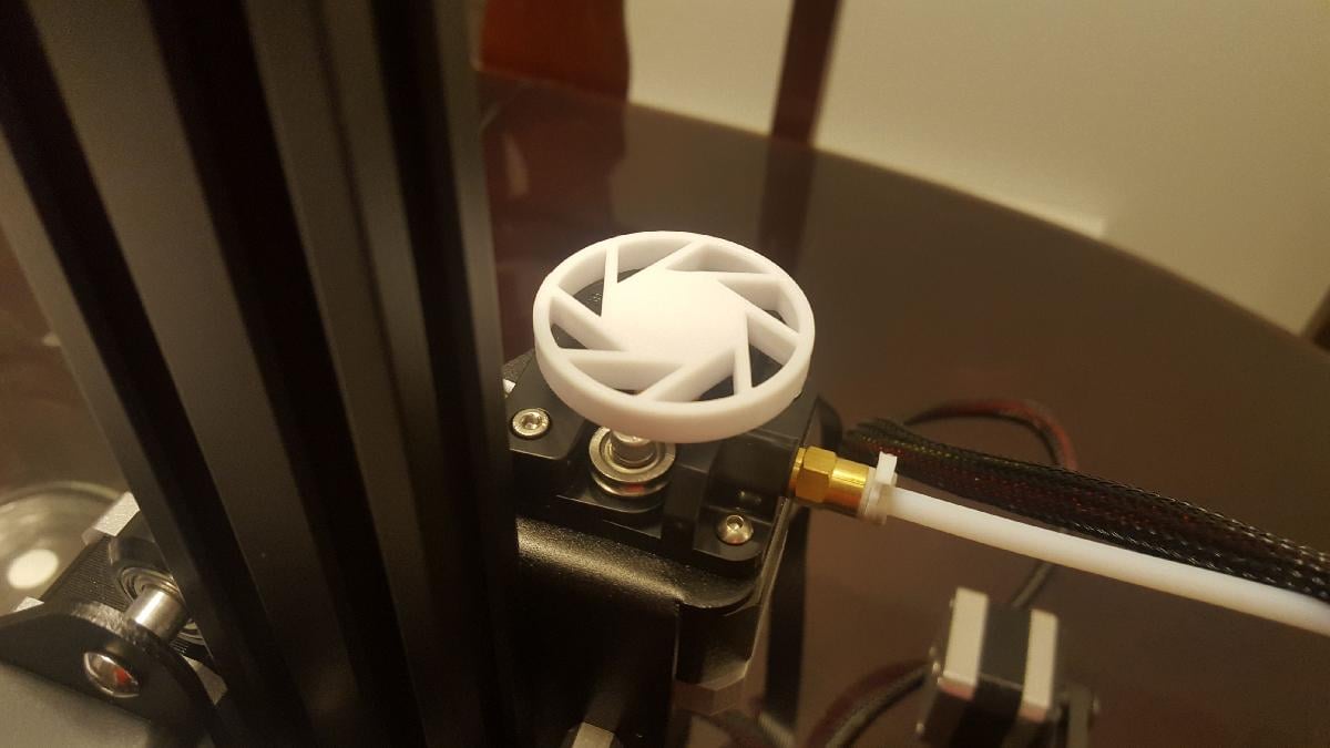 botao extrusor Aperture Science para Ender 3