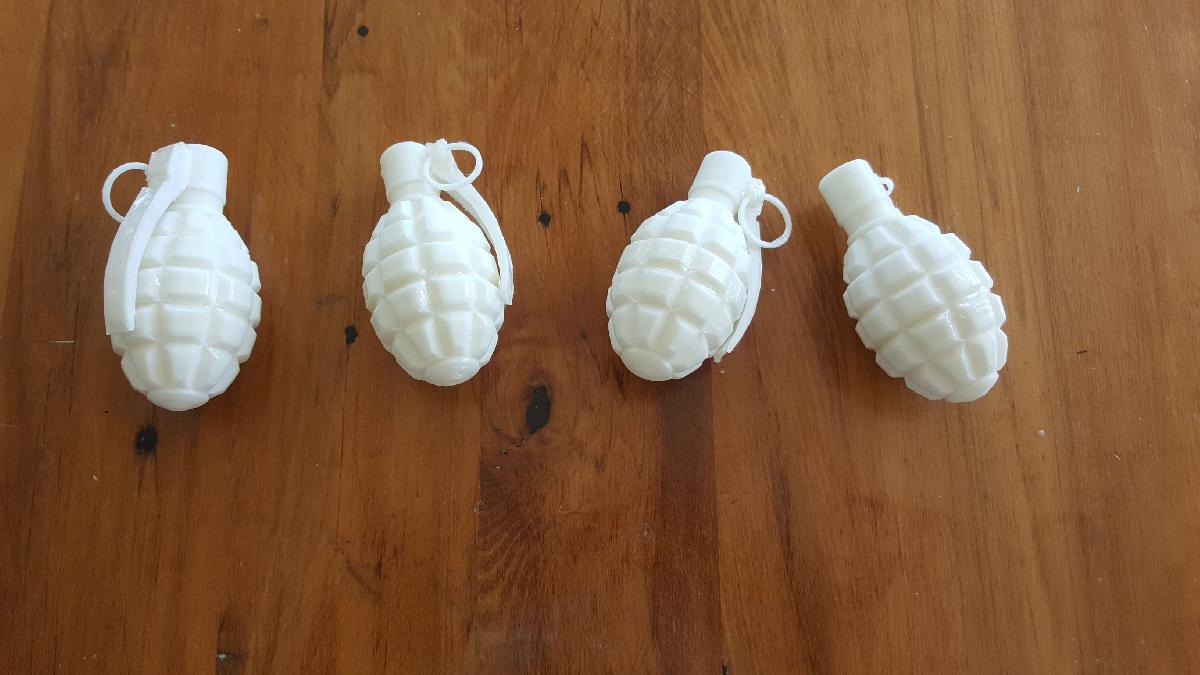 Impressao pronta de granada de abacaxi