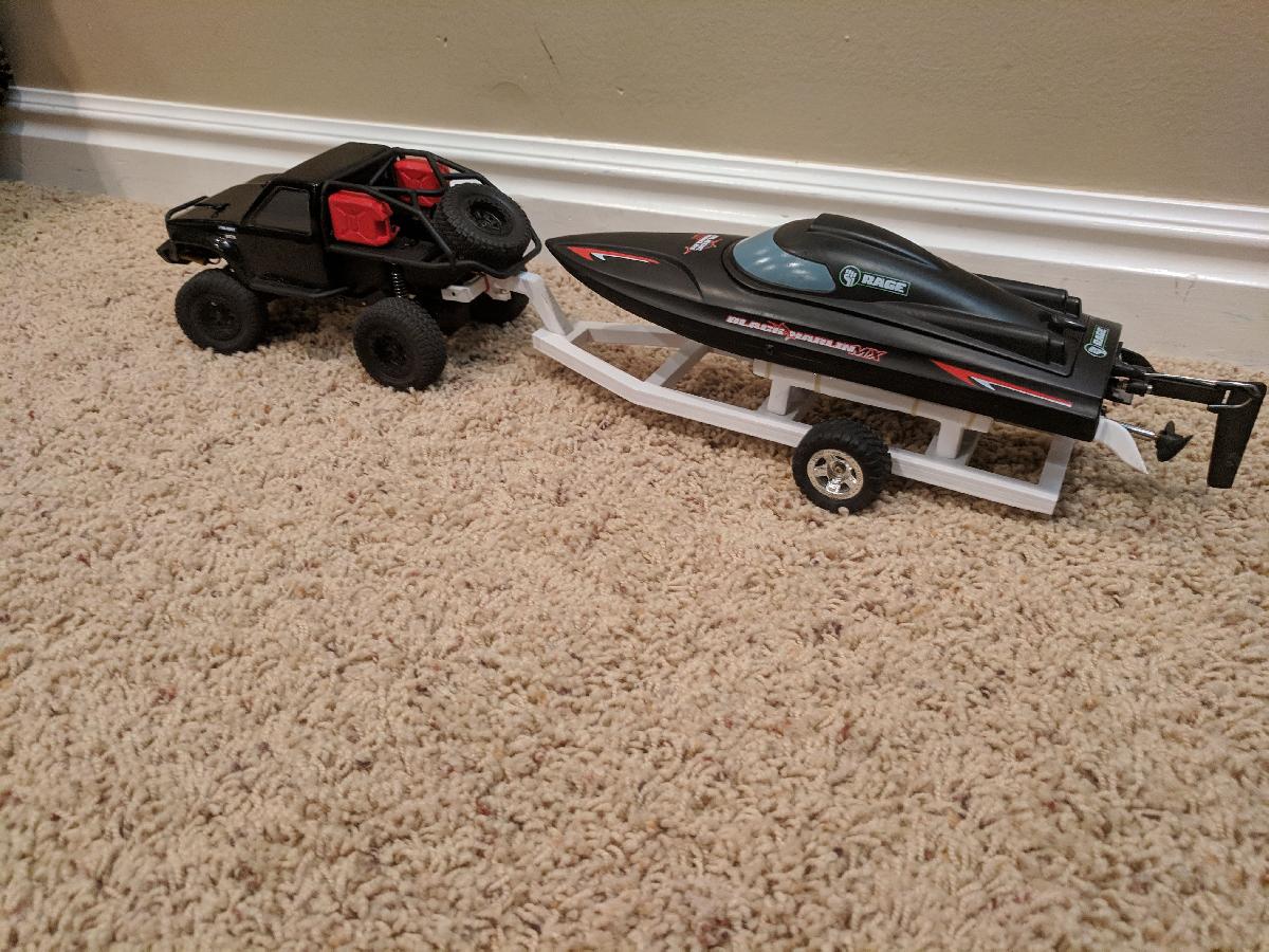 Reboque de barco RC em escala 1:24