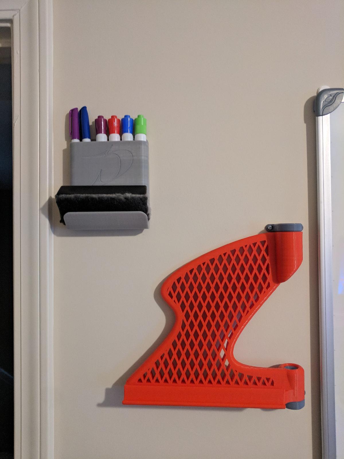 Suporte de parede para marcador/apagador de quadro branco (sem suportes)