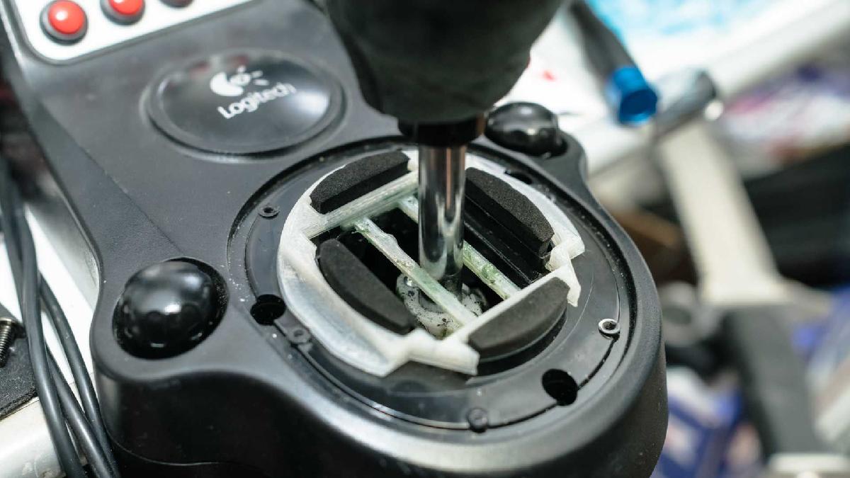 Endurecedor Logitech G27 H Shifter