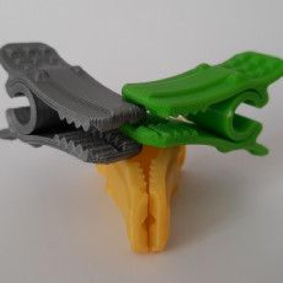 Lagarto de Crocodilo de Olhos Vermelhos   Articulado   Recarregado