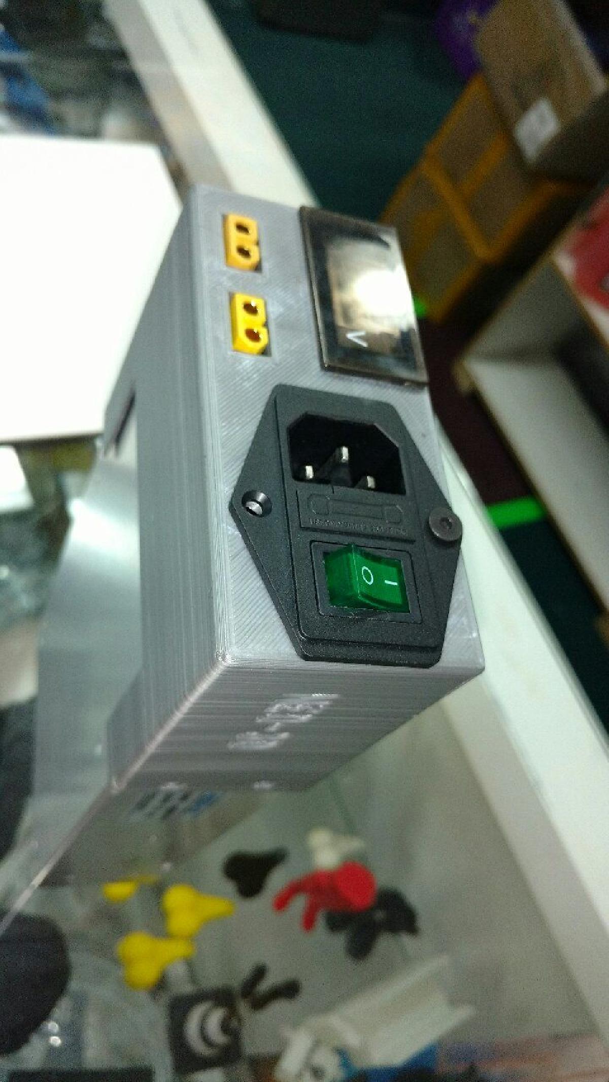 Caixa de fonte de alimentação tarantual Tevo 