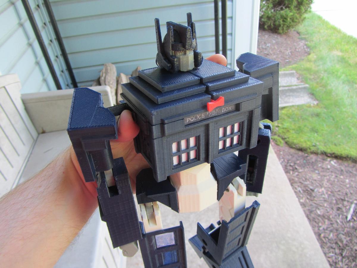 Brinquedo Tardis Transformer