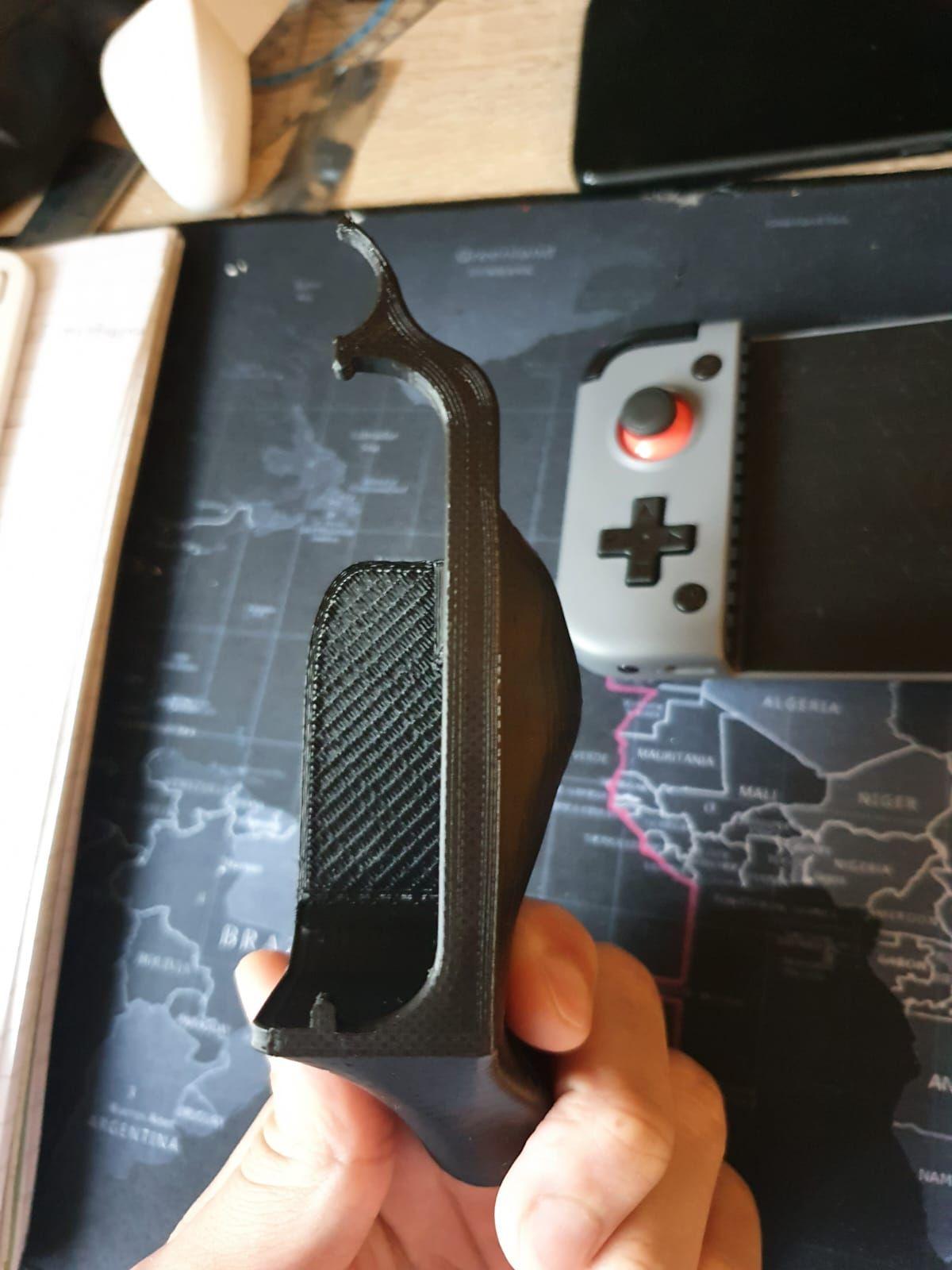 Gamesir X2 acessório para confortar mãos maiores