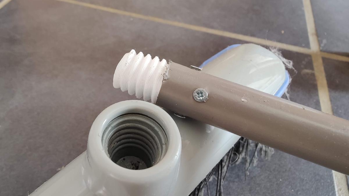 Adaptador de fixação de vassoura