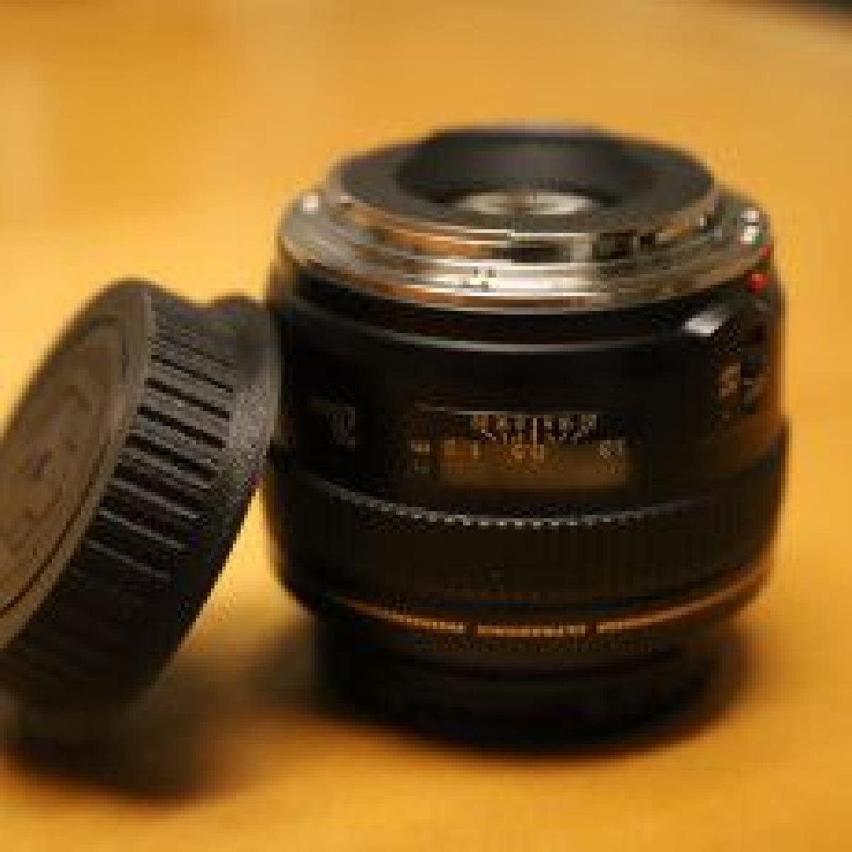 Canon EF / EF S Tampa da lente traseira (suporte gratuito)