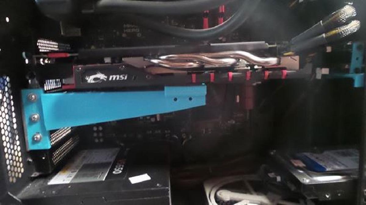 Suporte a placa de vídeo